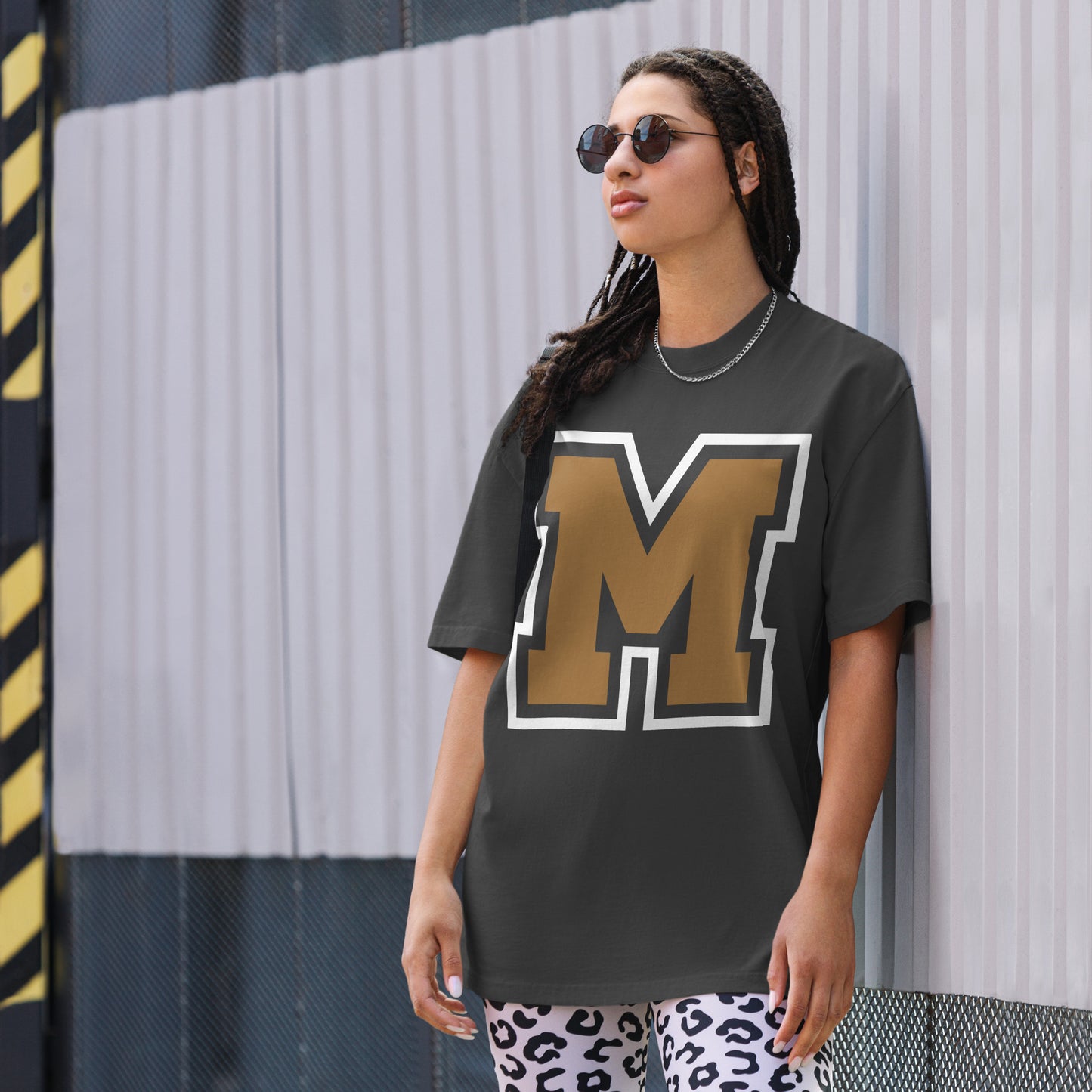 MIGHTY M Softball Oversized T-Shirt mit verwaschenem Look BIG M