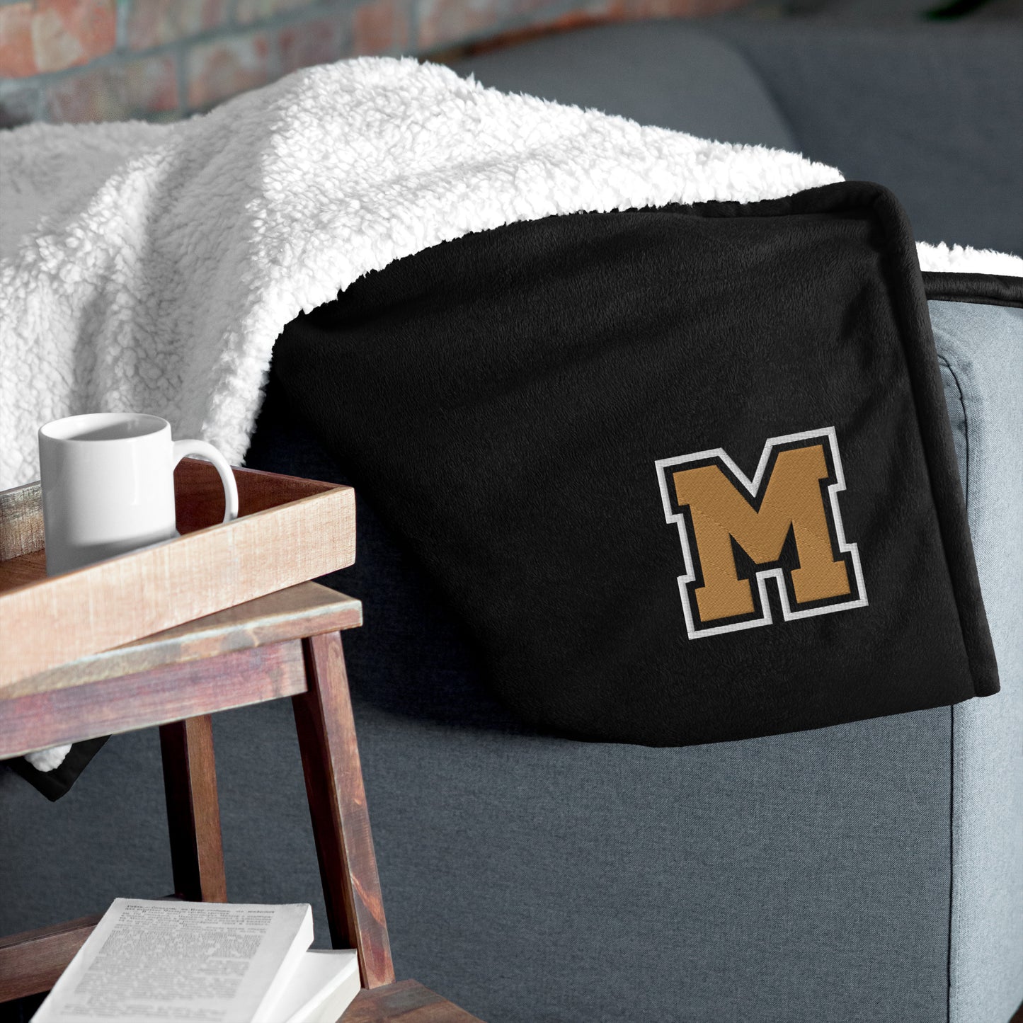 MIGHTY M Softball bestickte premium Sherpa-Decke BIG M